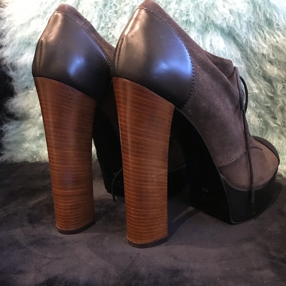 BARNEYS NEW YORK Cap toe Oxford Platform - Picture 3 of 8